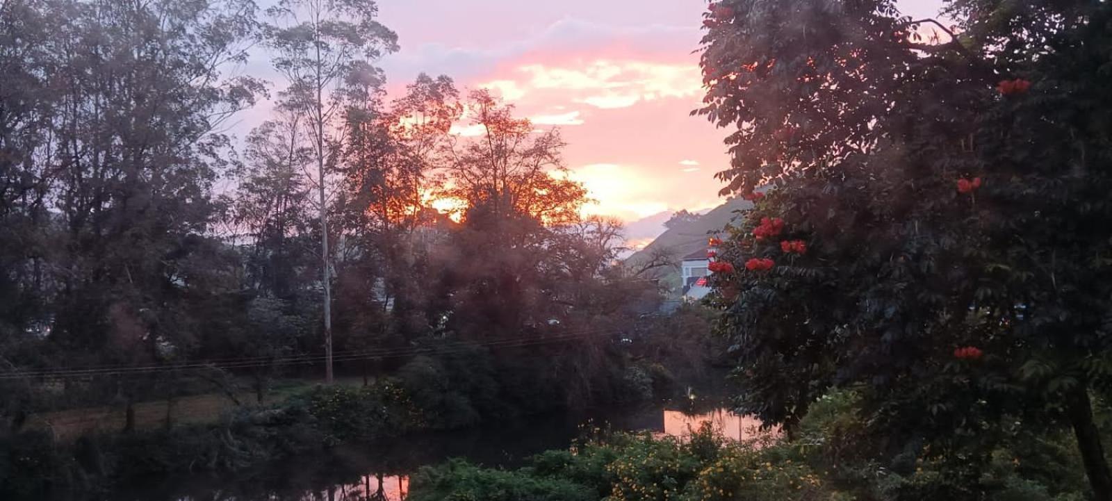 Sisiram River Side Munnar Εξωτερικό φωτογραφία